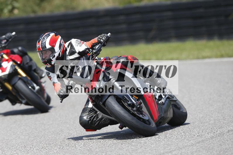 /27 12.06.2025 Ducati Schweiz Trackday Warmup  ADR/gelb-jeaune/8